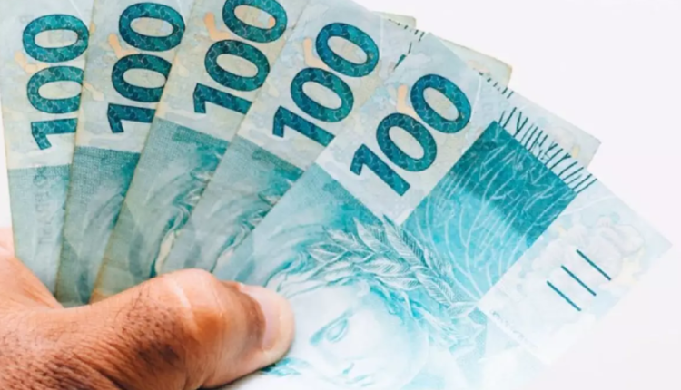 Saiba qual é a nota de 100 reais rara que pode valer até R$ 5 mil no mercado de colecionadores.