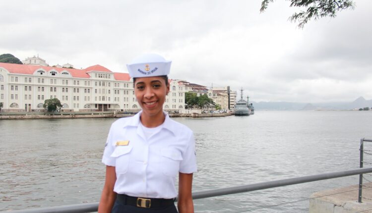 Marinha: CORRA! últimas horas para se inscrever neste concurso com 293 vagas