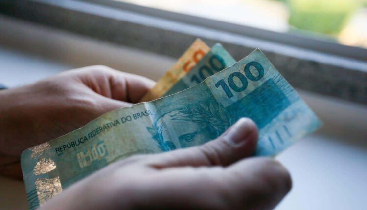 Novo Pix de R$ 5,1 mil é depositado HOJE (30/05); veja quem recebe e como movimentar