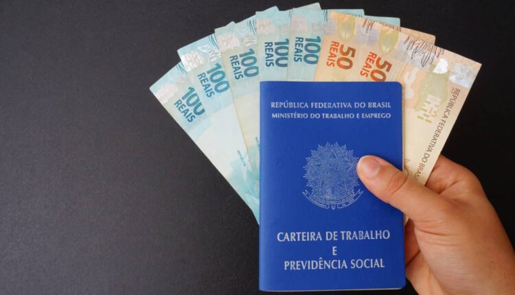 Trabalhei em 2023. Posso receber o PIS/PASEP em 2024? Veja as mudanças