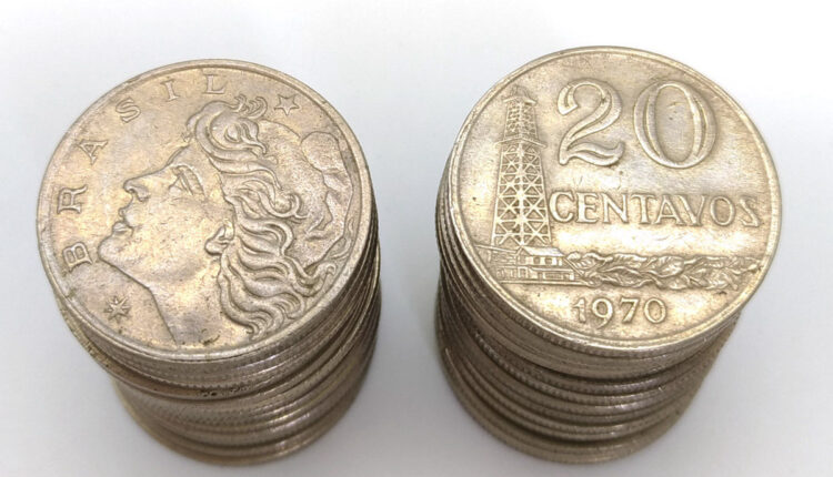 Colecionadores buscam moedas antigas de 25 centavos; Veja as peças