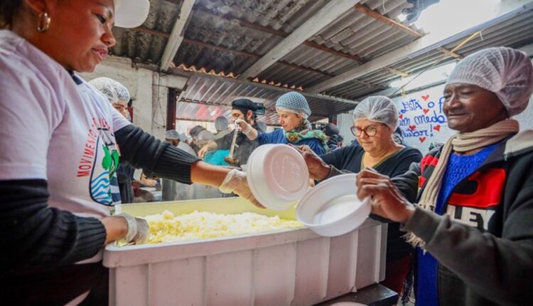 Rio Grande do Sul: Governo distribui 1,8 toneladas de alimentos para as famílias