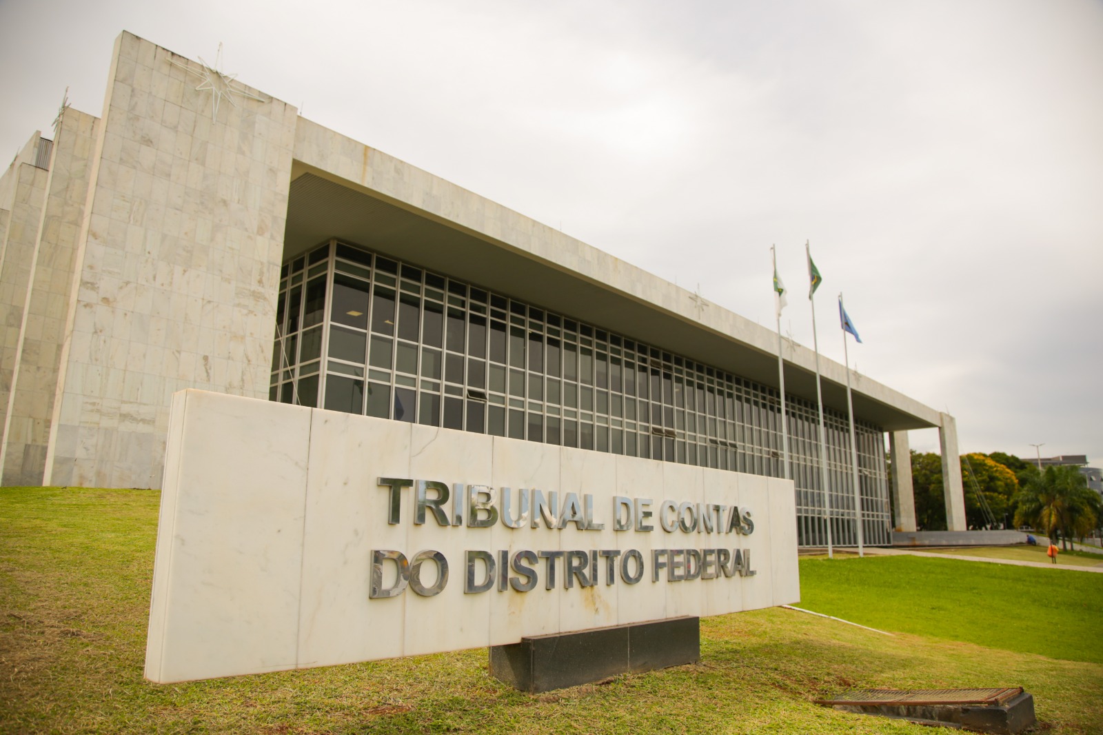 O edital para procurador e auditores do Concurso TCDF pode sair a qualquer momento! Imagem: Agência Brasília
