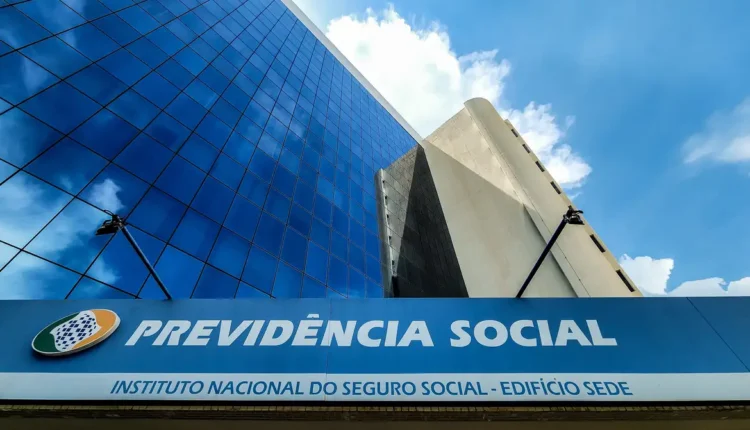Confira a possível alteração do requisito de escolaridade para o cargo de técnico do Seguro Social no Concurso INSS! Imagem: Agência Brasil