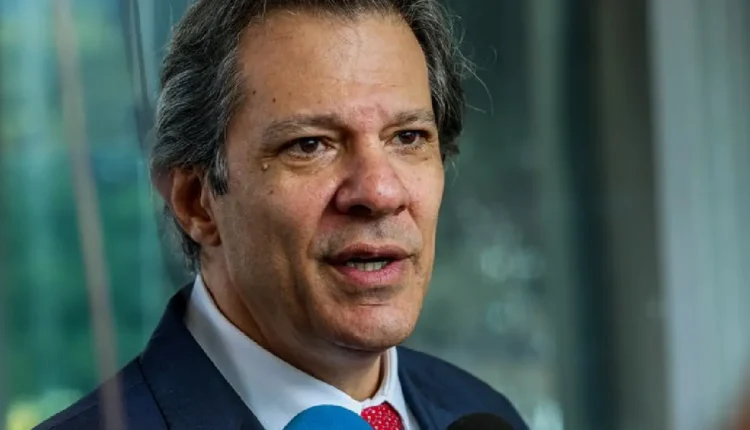 Quando governo vai realizar cortes no Bolsa Família? Haddad responde