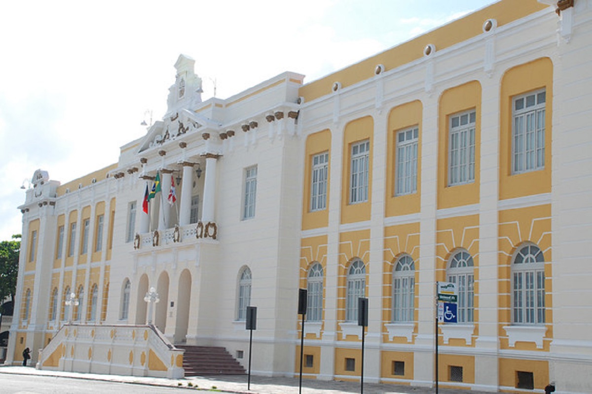 Tribunal anuncia CONCURSO com 60 vagas para cartórios