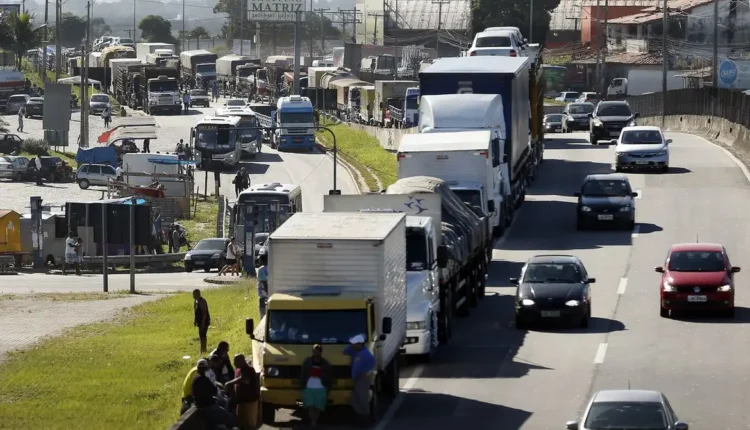 Nova Regra: Motoristas enfrentarão exames toxicológicos surpresa!