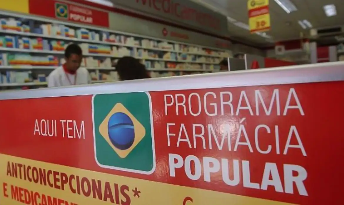 Ministério se pronuncia sobre CORTES no Farmácia Popular. Veja se seu remédio será atingido