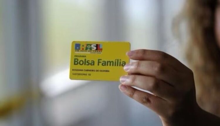 REVIRAVOLTA? Senadora apresenta projeto para 13º do Bolsa Família em 2024