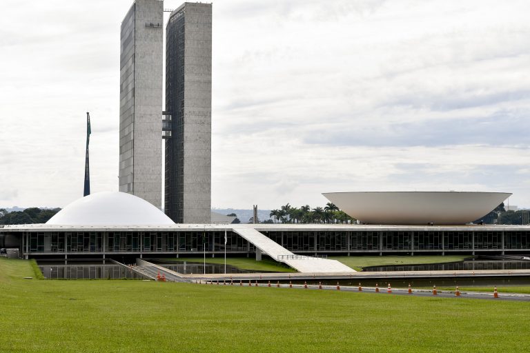 Se você não resgatar este dinheiro esquecido, o valor será confiscado pelo governo