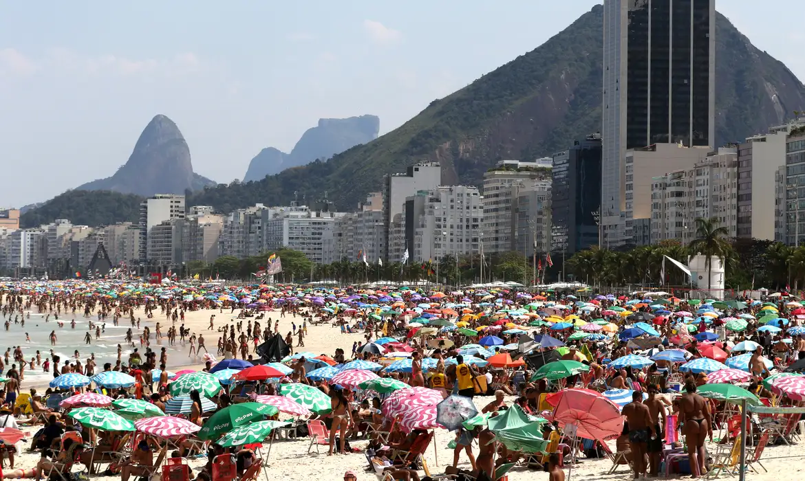 Super feriadão de novembro deve contar com seis dias seguidos de folga; veja