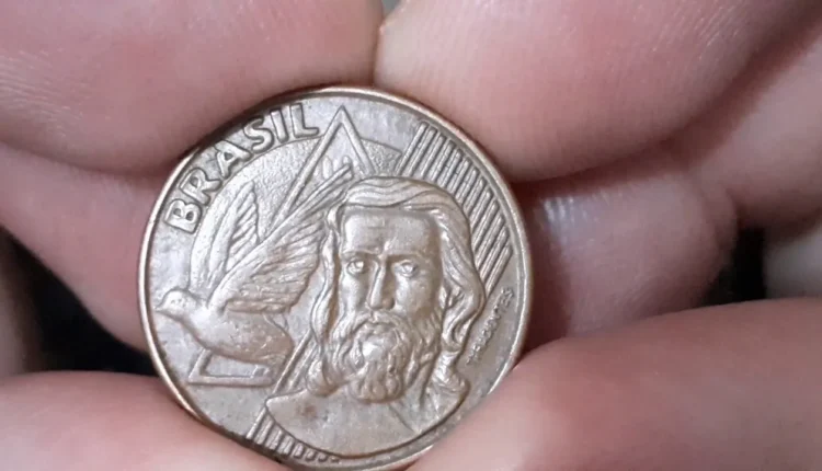 Poucas pessoas conseguem identificar este erro valioso na moeda de 5 centavos