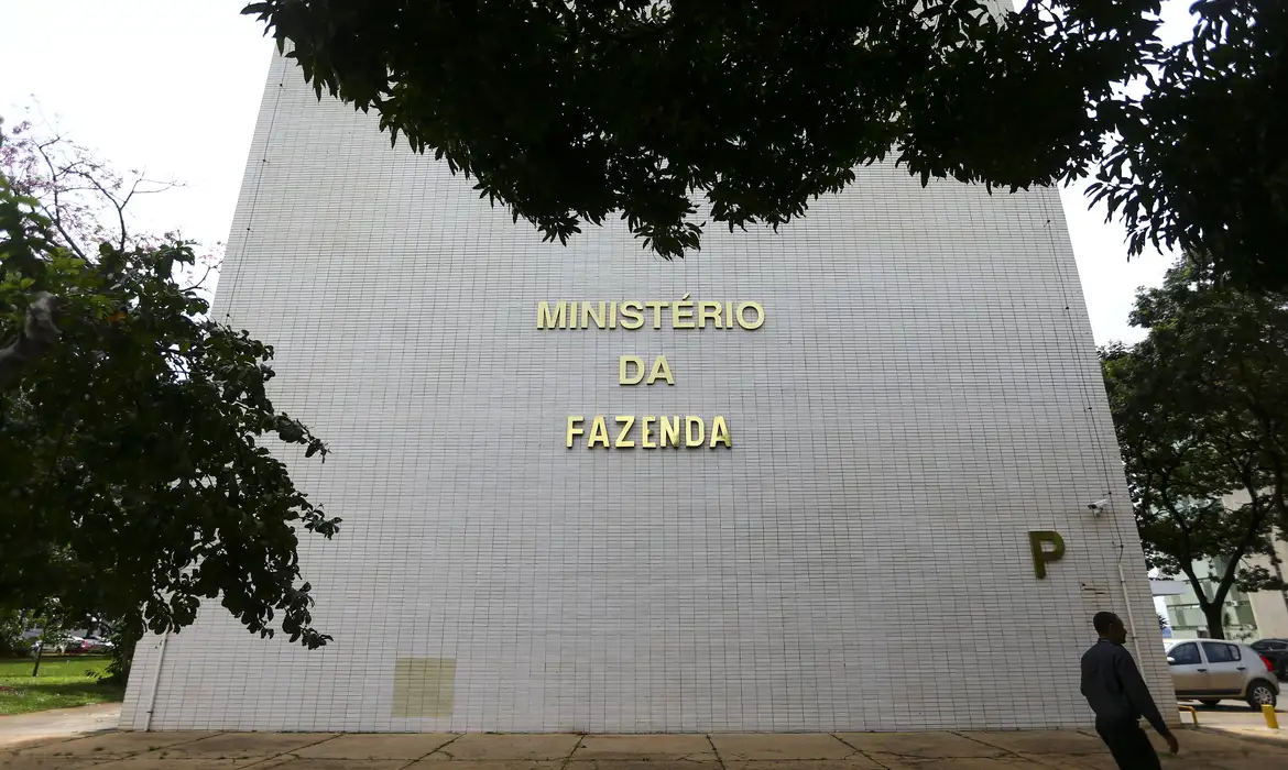 BPC, Pis/Pasep e mais: veja lista de benefícios que poderão ser revisados depois das eleições