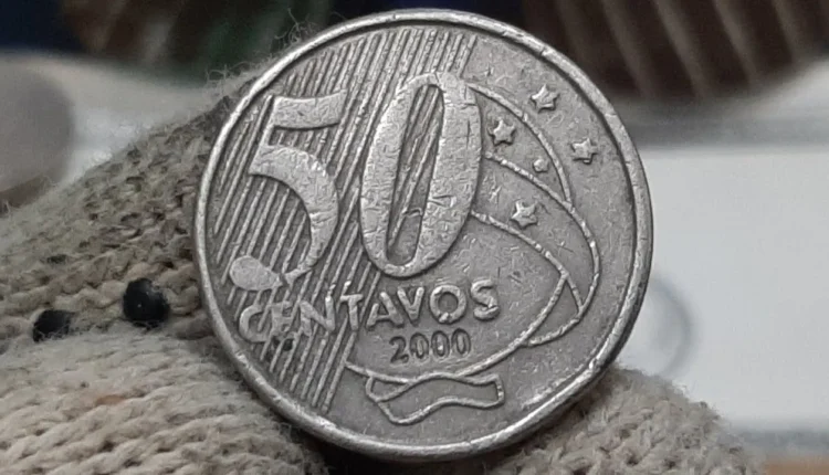 Se a sua moeda de 50 centavos está sem inscrição na borda, valor vai te surpreender