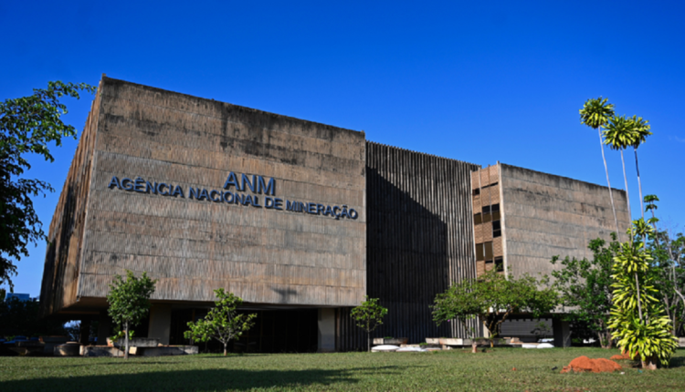 Edital do concurso ANM oferece 220 vagas