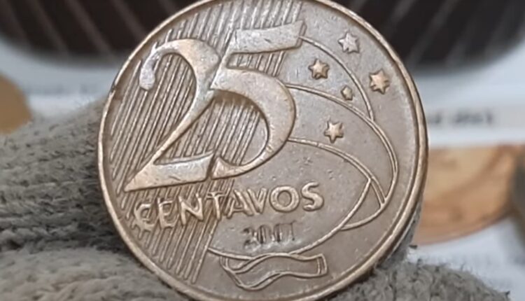 Moeda de 25 centavos 2001 reverso duplo