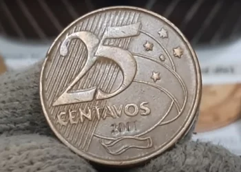 Moeda 25 centavos 2019 ombro duplo