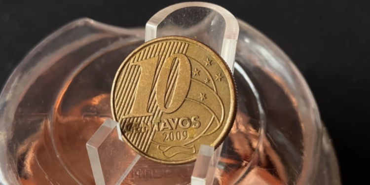 Moedas de 10 centavos valem R$ 425