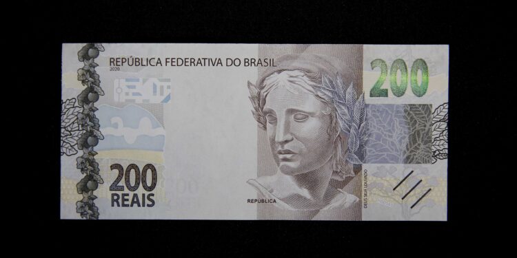 Nota de R$ 200 some do mercado