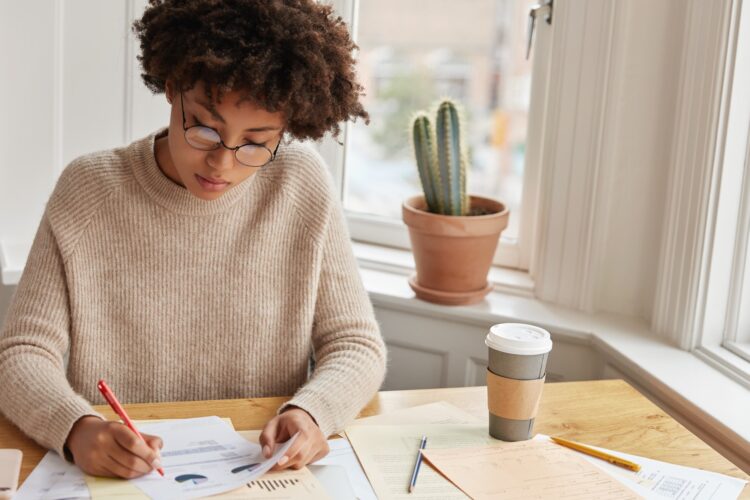 Saiba como montar um plano de estudos eficiente