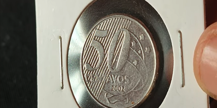 Moeda 50 centavos 2002 com erro no reverso