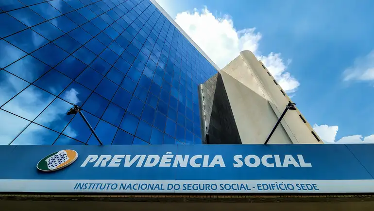 13º do INSS 2025: Descubra quando o governo vai liberar o benefício