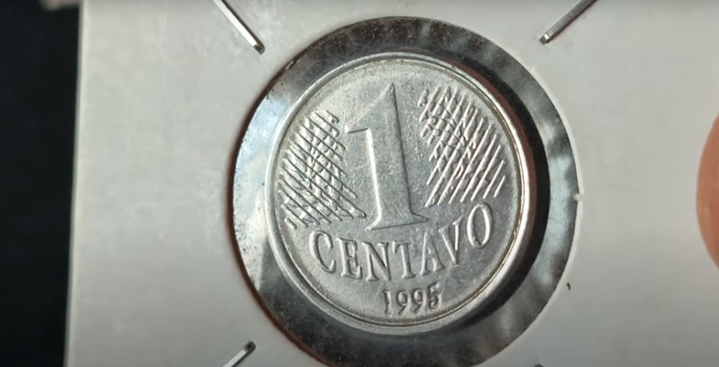 Moeda de 1 centavo de 1995, uma raridade que pode valer até R$ 650 dependendo das condições e erros de cunhagem.