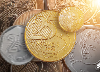 Moedas de 25 centavos raras de diferentes anos, com destaque para as edições valiosas.