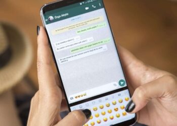 Adeus, bagunça? WhatsApp testa nova forma de organizar figurinhas. Veja como funciona