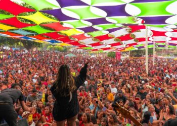 Posso folgar no carnaval? Veja em quais locais a festa é feriado