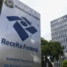 Fachada da Receita Federal, representando a instituição e o possível concurso para auditor e administrativo em 2025.