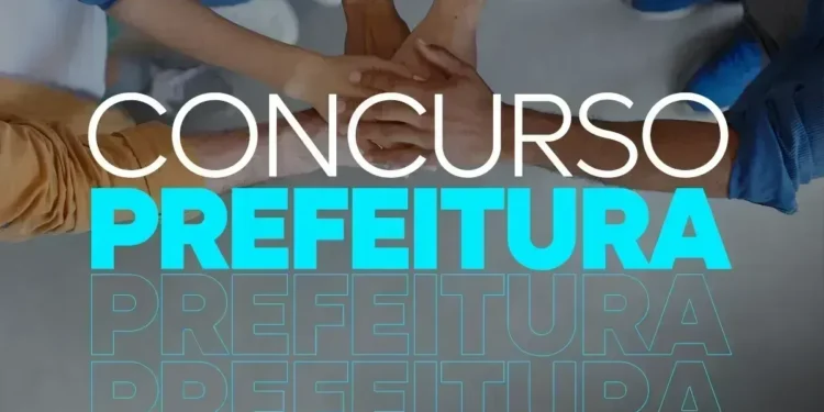 Grupo de pessoas unindo as mãos com destaque para o texto "Concurso Prefeitura".