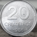 Moeda de 20 Cruzeiros de 1986 com erro de cunhagem visível no reverso.