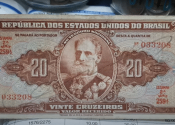 Cédula brasileira de 20 cruzeiros de 1950 com retrato de Marechal Deodoro da Fonseca