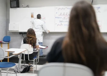 CNU para professores: 14 estados já aderiram; veja os detalhes da prova