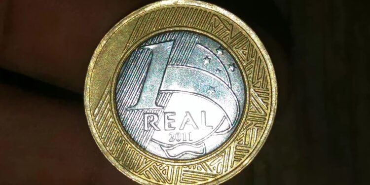 Transforme sua moeda de 1 real de 2011 em mais de R$ 100 com essa dica