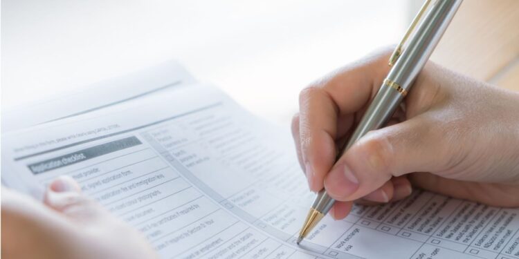 Concurso SEDUC MT abre 1.500 vagas com salários de até R$ 7 mil