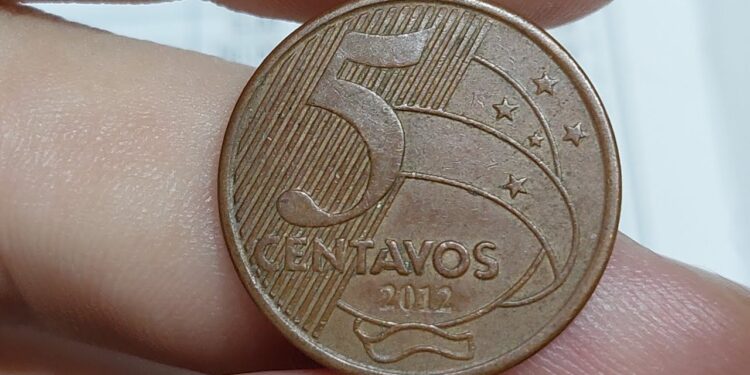 Moeda de 5 centavos com rastro nas estrelas tem valores atualizados; confira