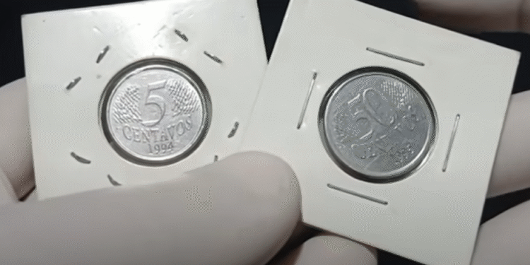 Moeda de 5 e 50 centavos com defeitos de cunhagem, itens raros e valiosos