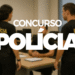 Policiais da Polícia Federal em reunião durante concurso administrativo.