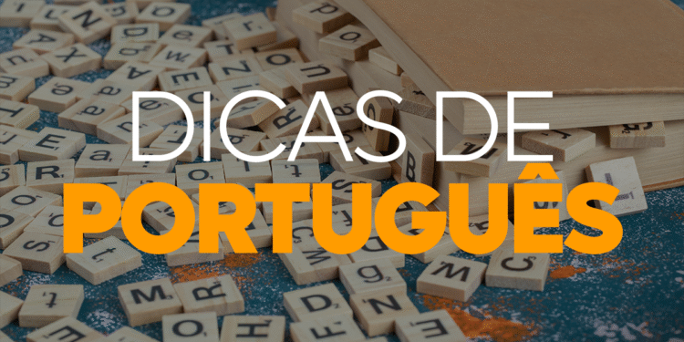Imagem ilustrativa com peças de letras e livros, destacando o tema “Dicas de Português”