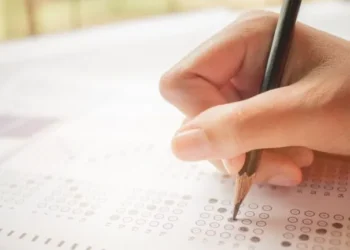 Tempestade de Vagas! Concurso da Educação em Minas tem salários de até R$6,9 mil; veja detalhes do edital