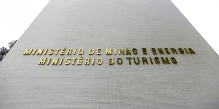 Oportunidade Relâmpago: Governo libera quase 2 mil vagas em cursos gratuitos