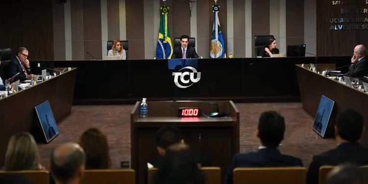 TCU abre inscrição para concurso com salários de R$ 15 mil; veja passo a passo para se inscrever