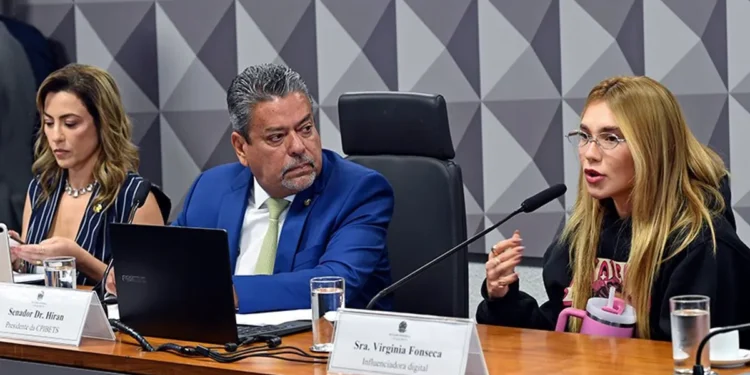Virgínia Fonseca durante depoimento na CPI das Apostas, com senadores presentes.