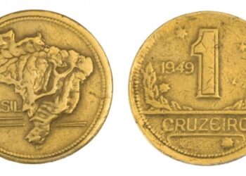 Moeda antiga de 1 cruzeiro de 1949 mostrando os dois lados, incluindo o mapa do Brasil