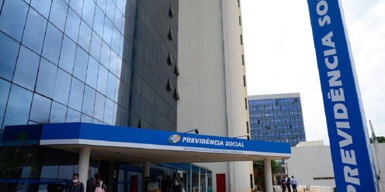 INSS quer 7 MIL novas vagas: será que vem aí o maior concurso dos últimos anos?