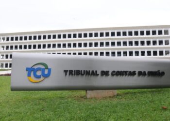 TCU muda tudo: cargo técnico em concurso agora exige diploma e vai pagar salário de R$20 mil