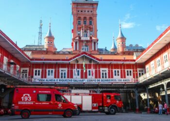 Sem limite de idade e com salário de até R$ 5,2 mil: concurso dos Bombeiros do RJ abre 144 vagas
