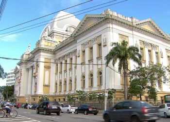 Surpresa no TJ PE: concurso pode abrir vagas até para quem só tem ensino médio